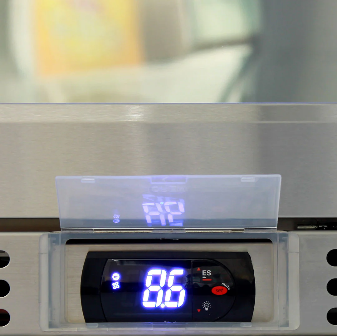 Outdoor Bar Fridge Keeping Beers Cold In 40°C Temperatures - Model GSP1H-SS - Image 9